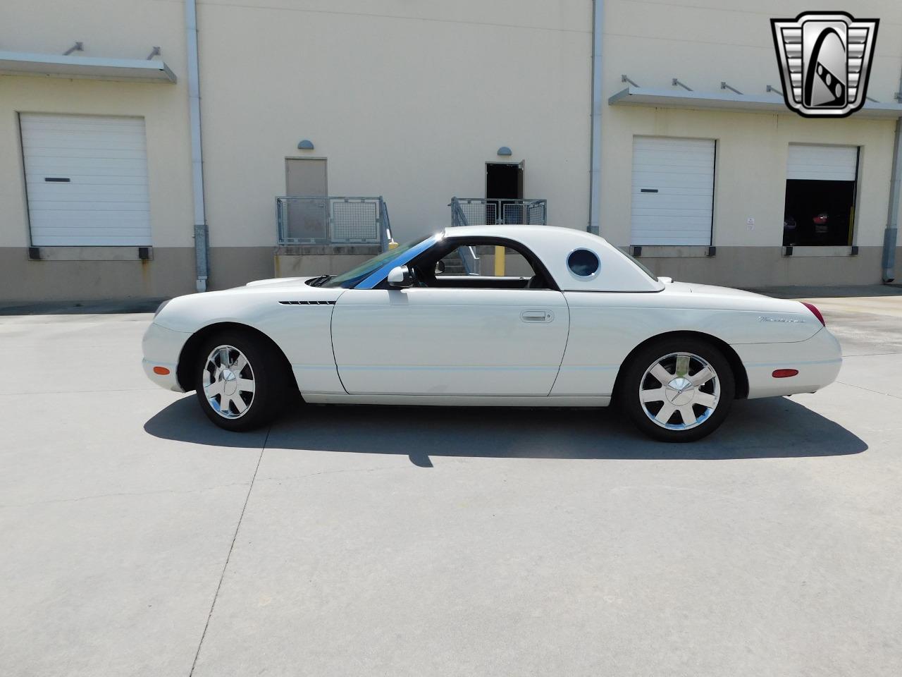 2002 Ford Thunderbird