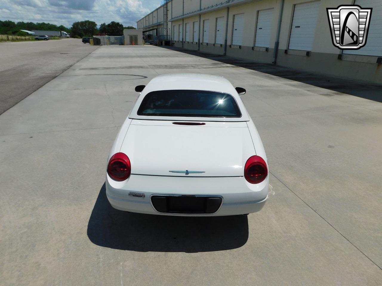 2002 Ford Thunderbird