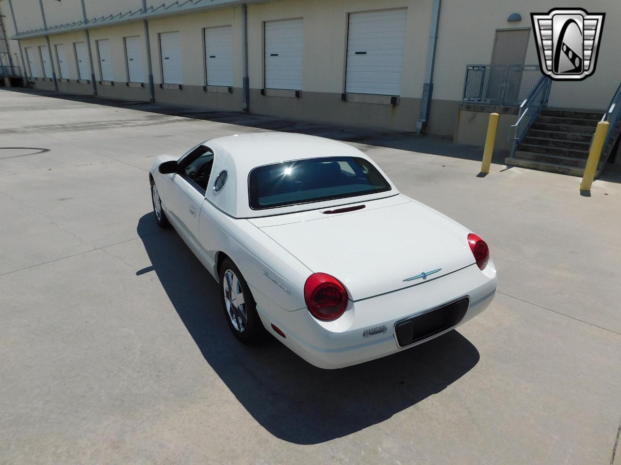 2002 Ford Thunderbird