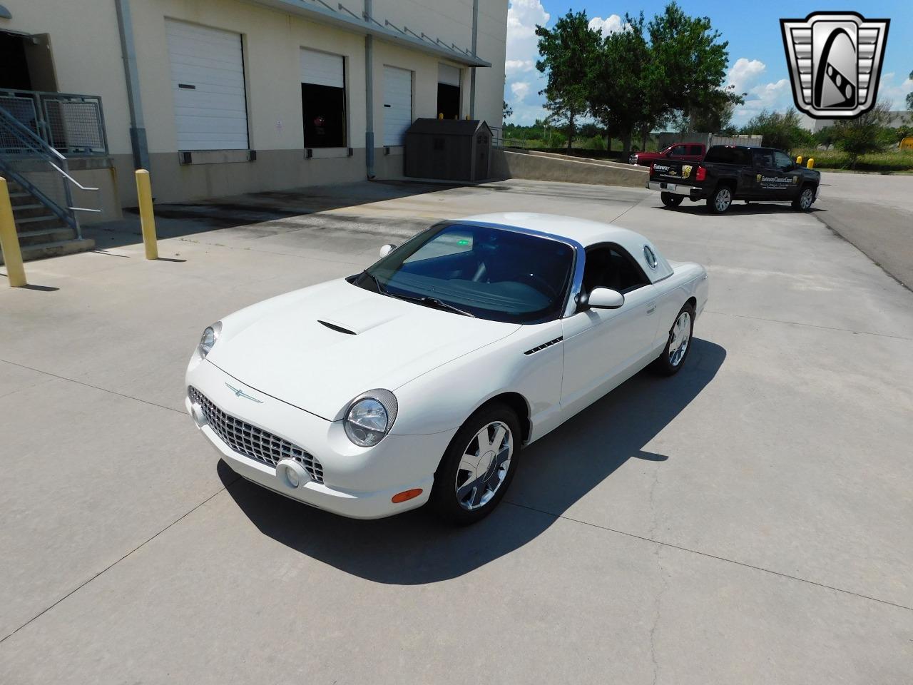 2002 Ford Thunderbird