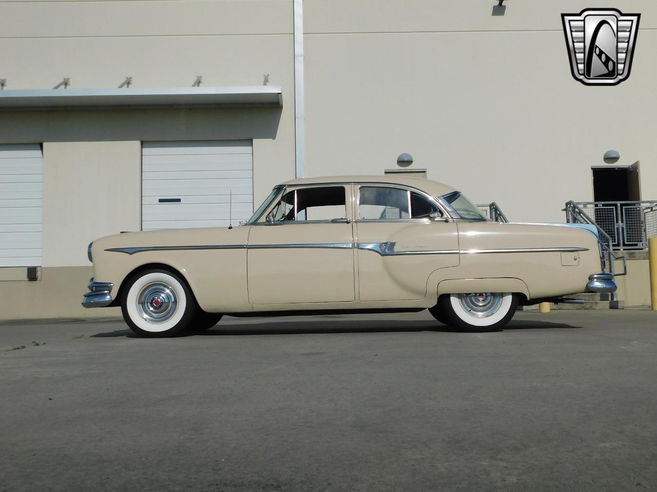 1953 Packard Clipper