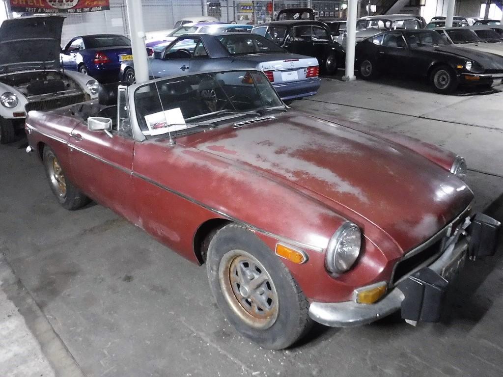 1974 MG B Cabrio no. 4263