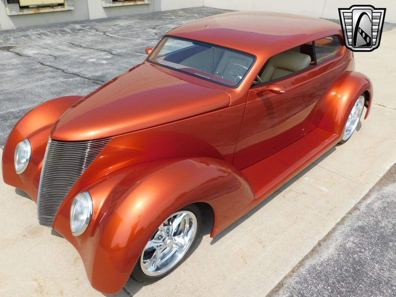 1937 Ford Slantback