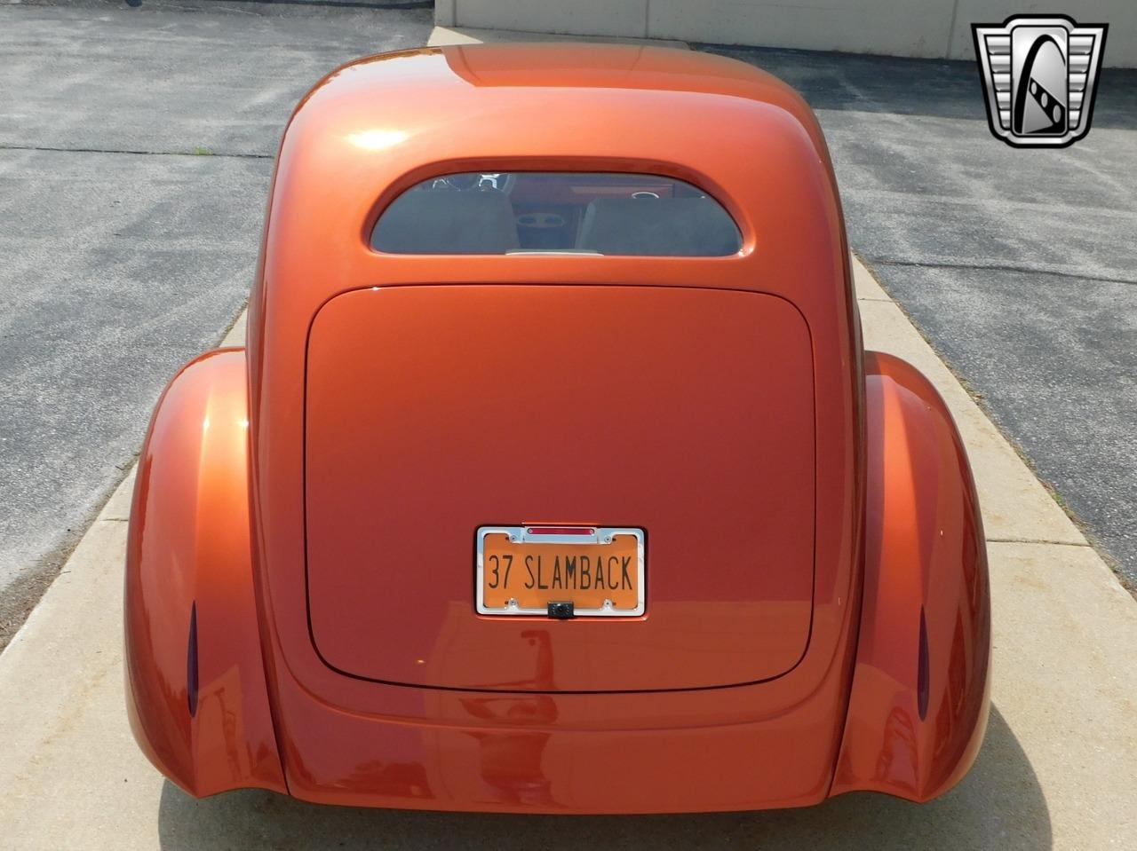 1937 Ford Slantback