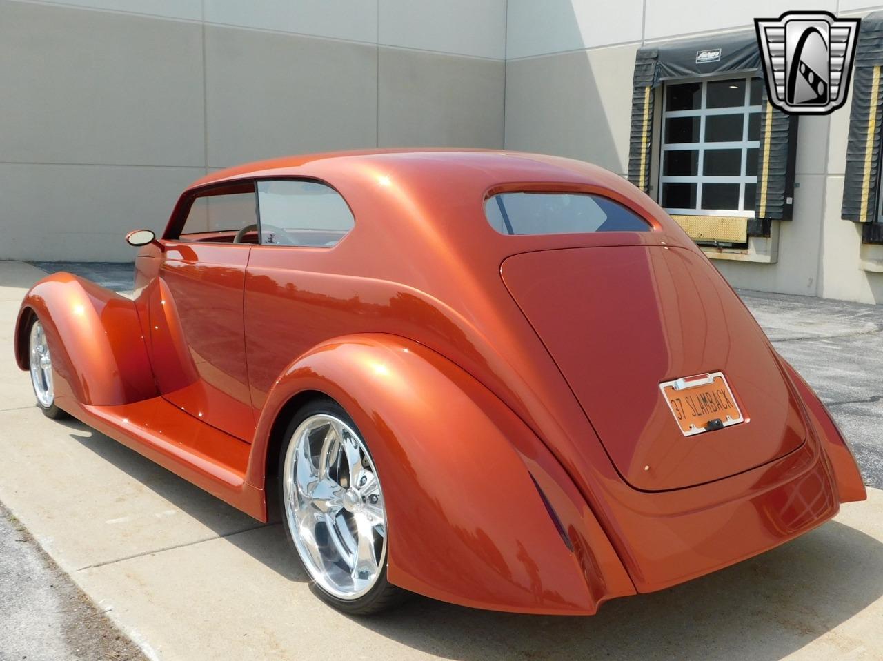 1937 Ford Slantback