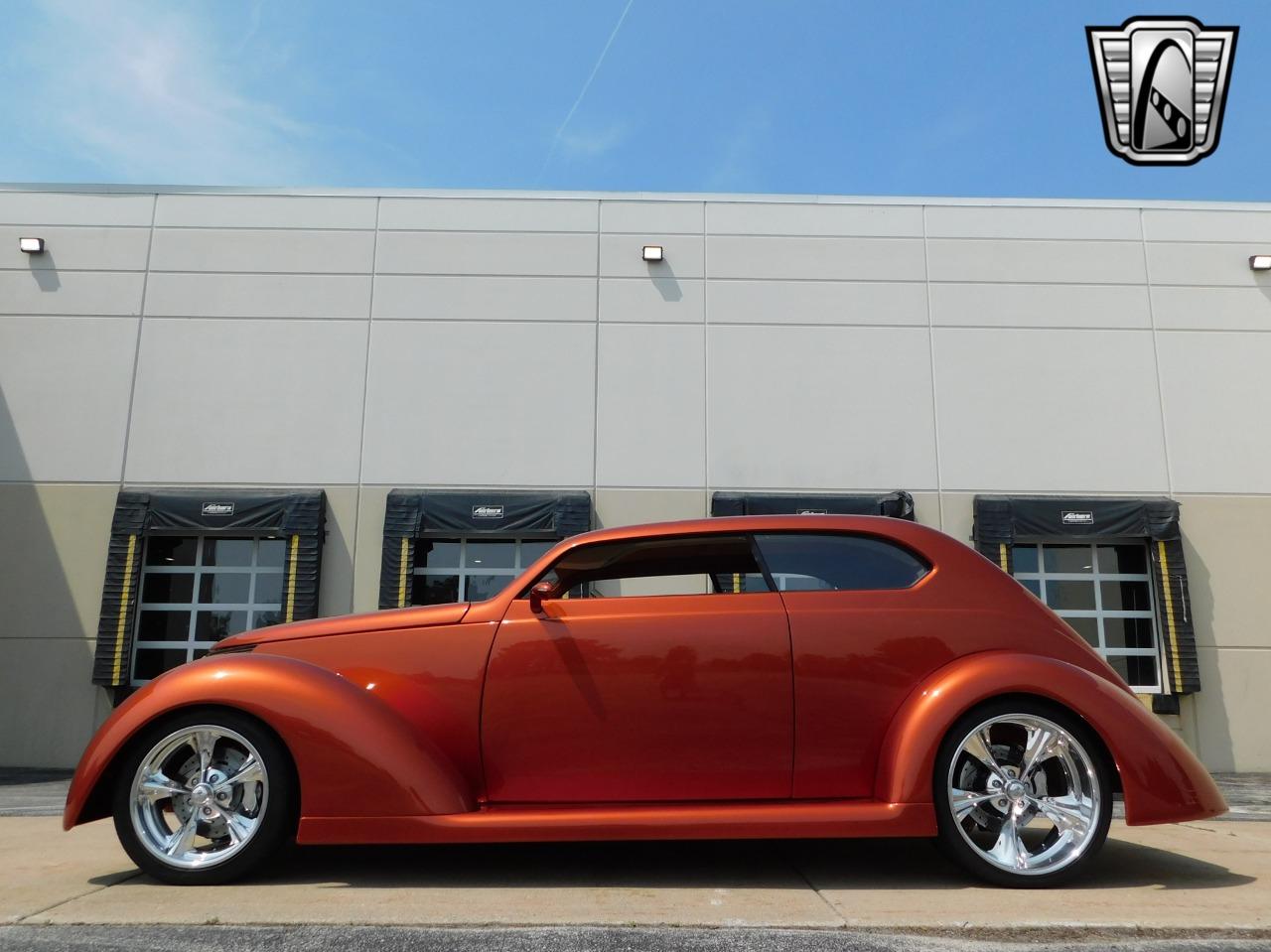 1937 Ford Slantback