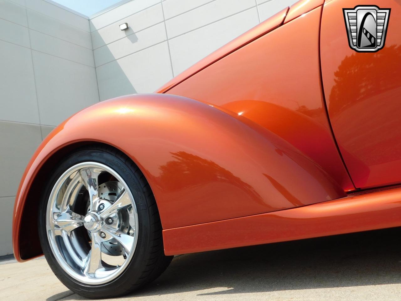 1937 Ford Slantback