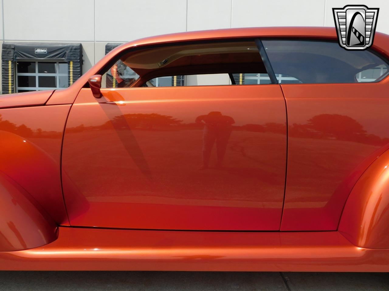 1937 Ford Slantback