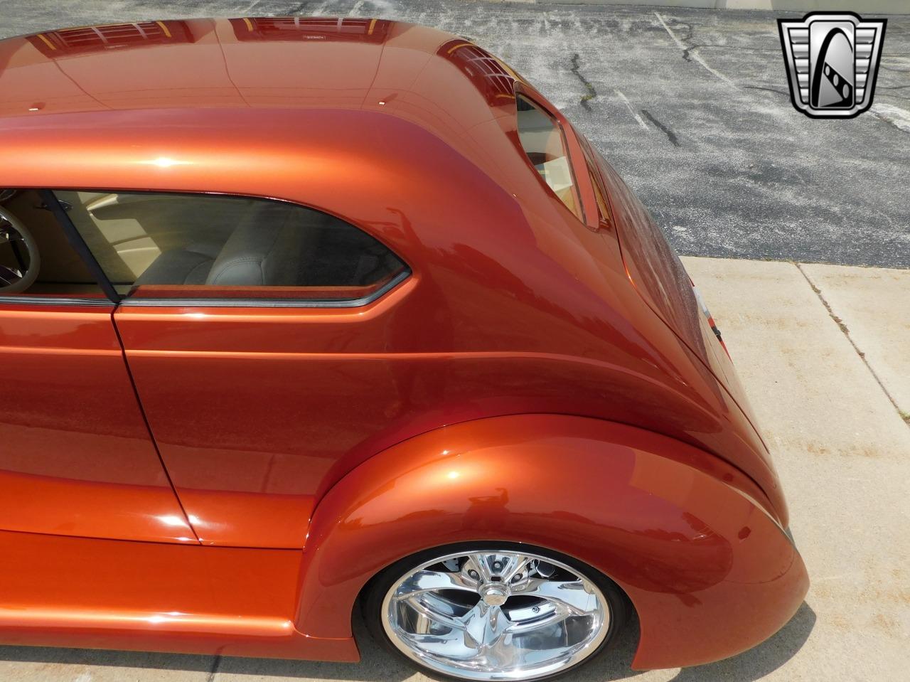 1937 Ford Slantback