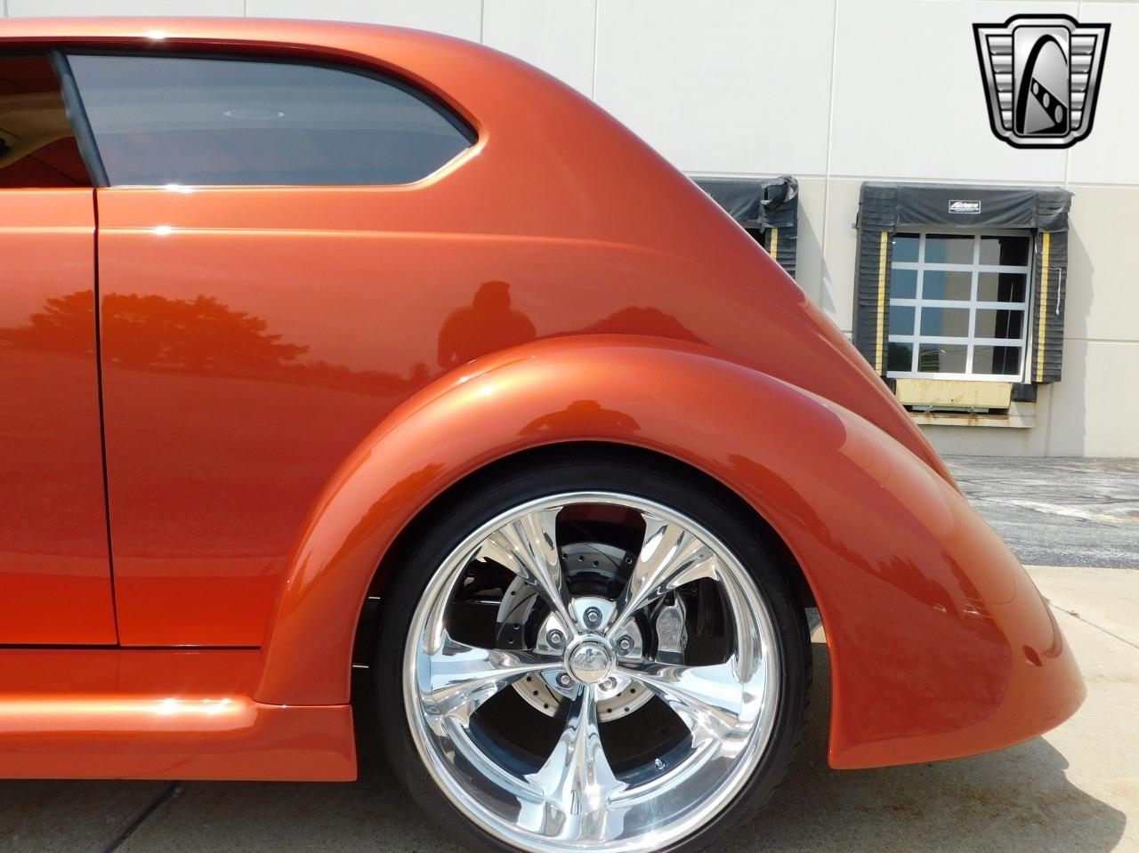 1937 Ford Slantback