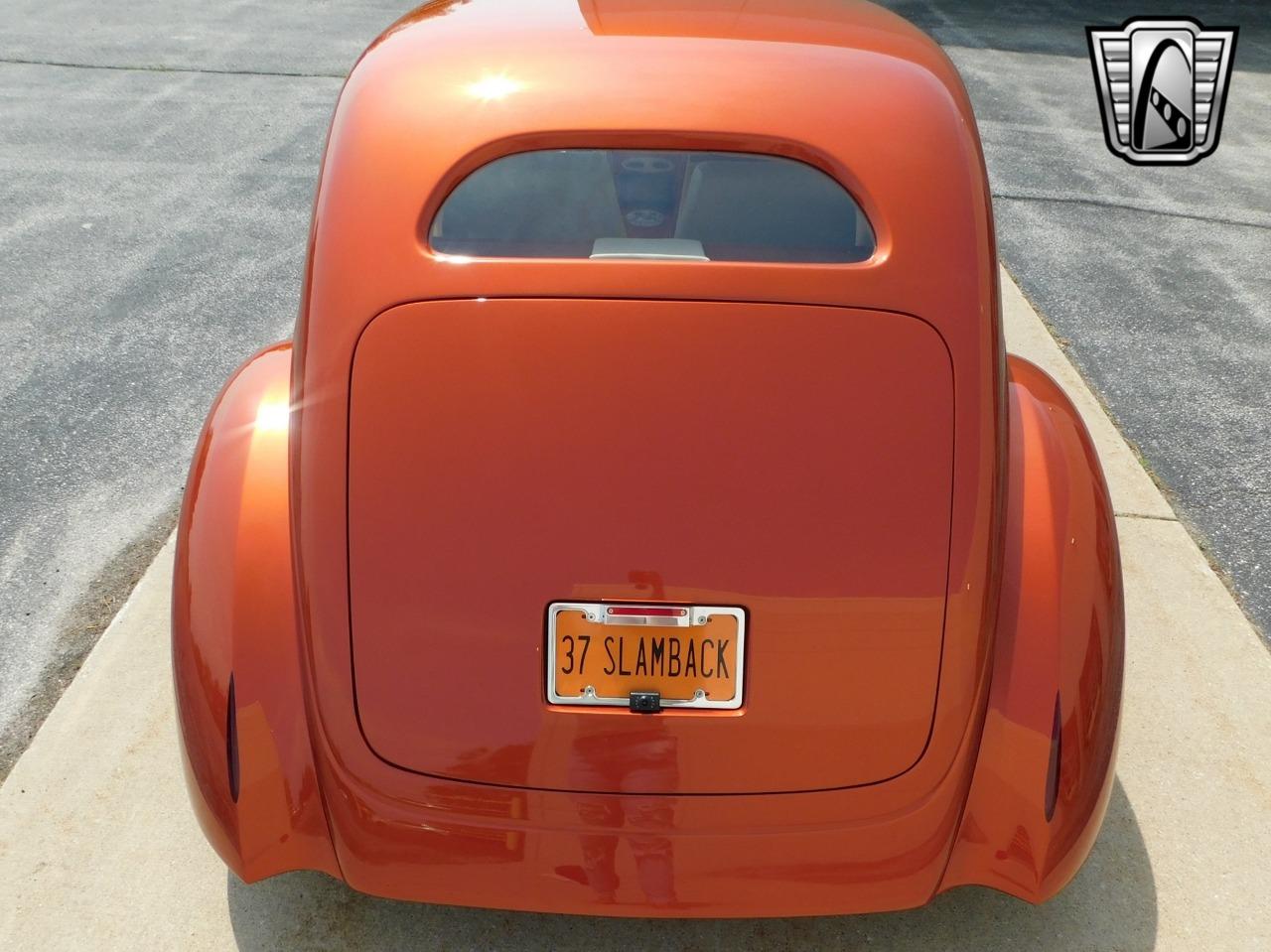 1937 Ford Slantback