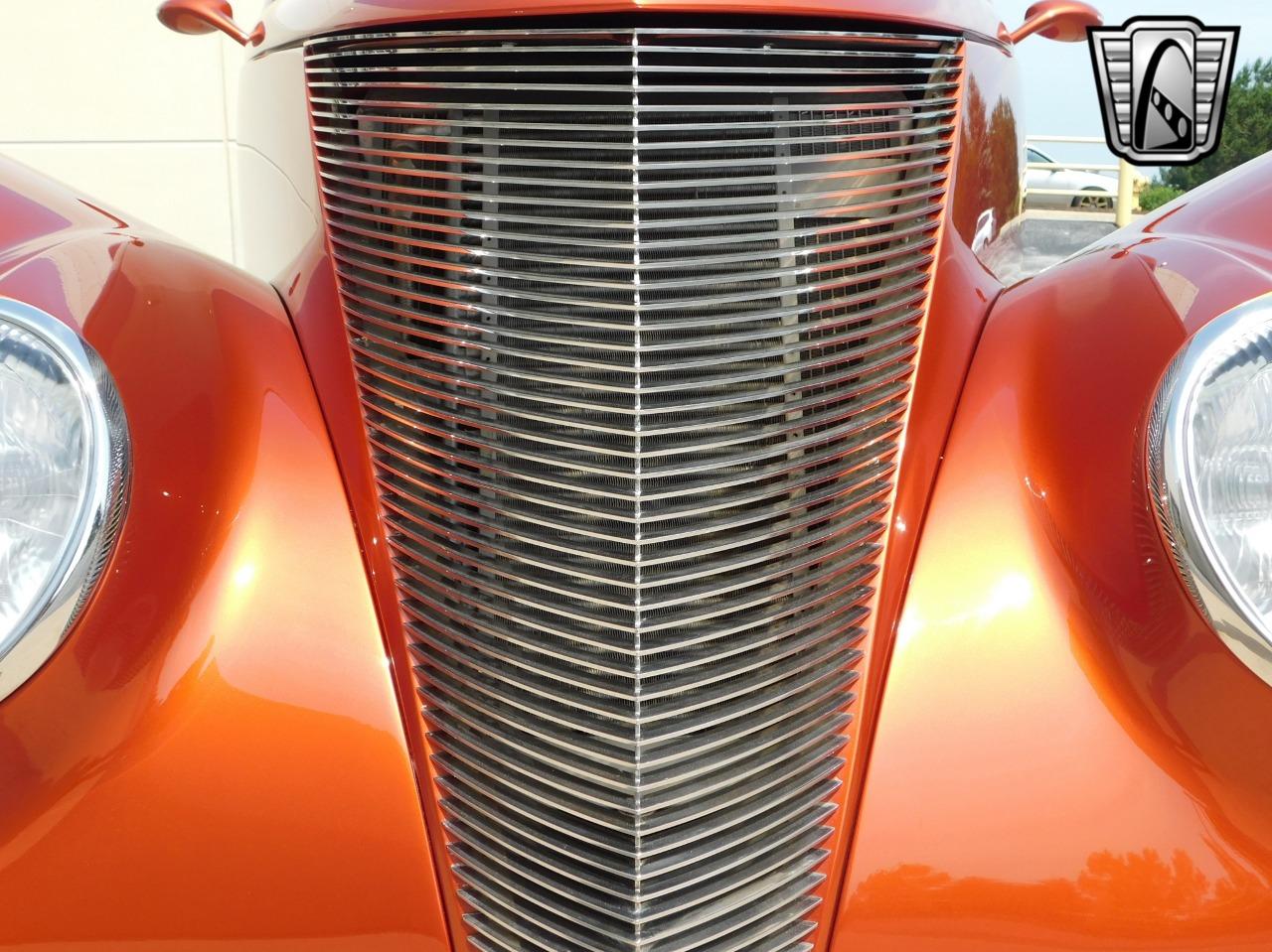 1937 Ford Slantback