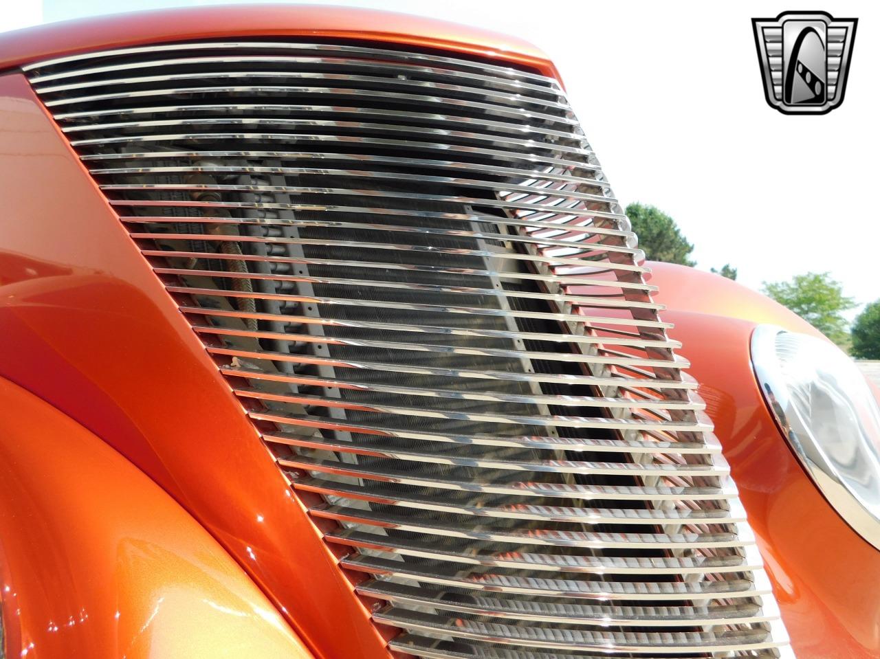 1937 Ford Slantback