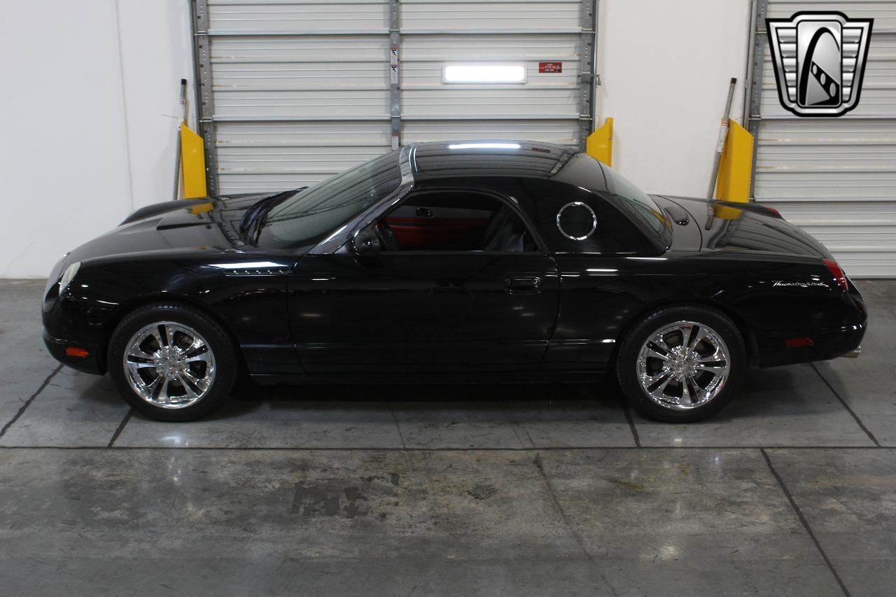 2002 Ford Thunderbird