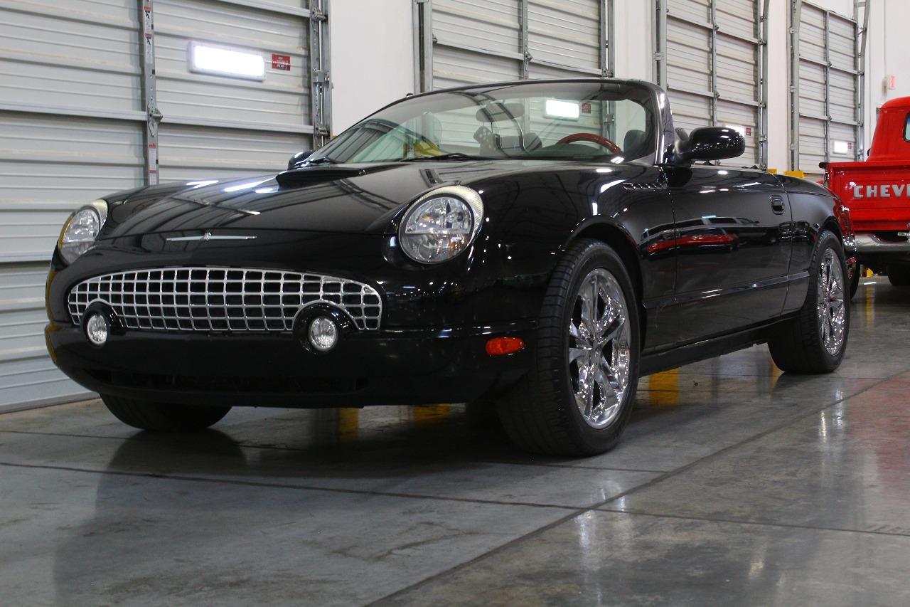 2002 Ford Thunderbird