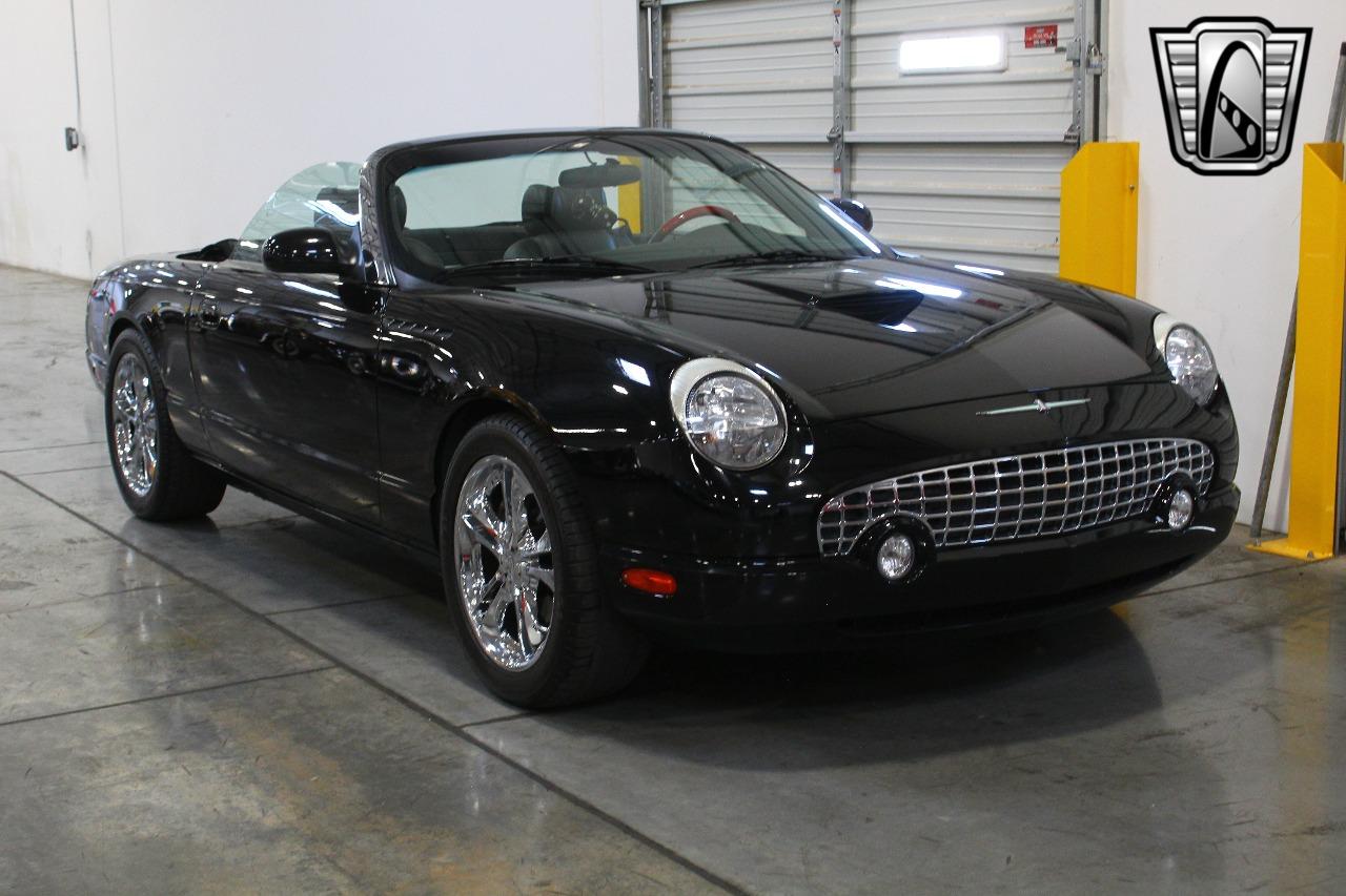 2002 Ford Thunderbird