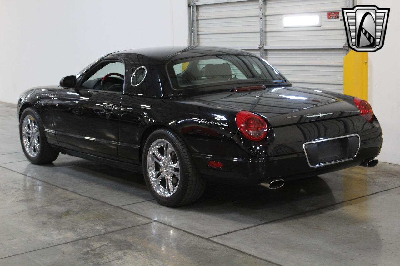 2002 Ford Thunderbird