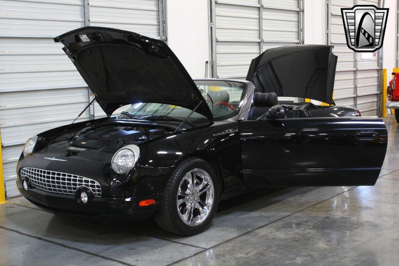 2002 Ford Thunderbird