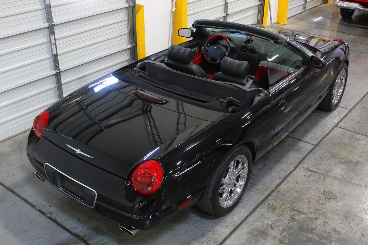 2002 Ford Thunderbird