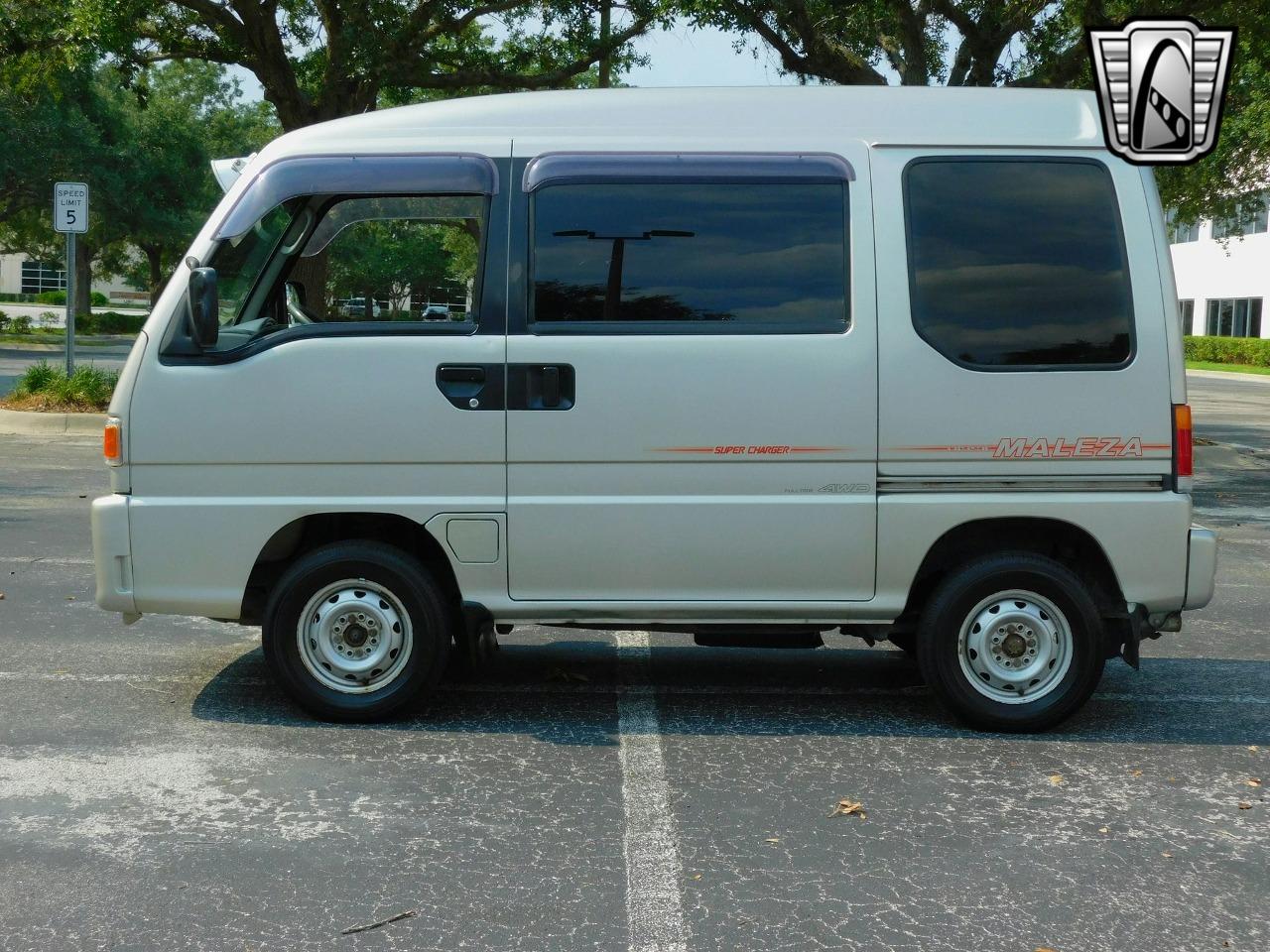 1998 Subaru Sambar