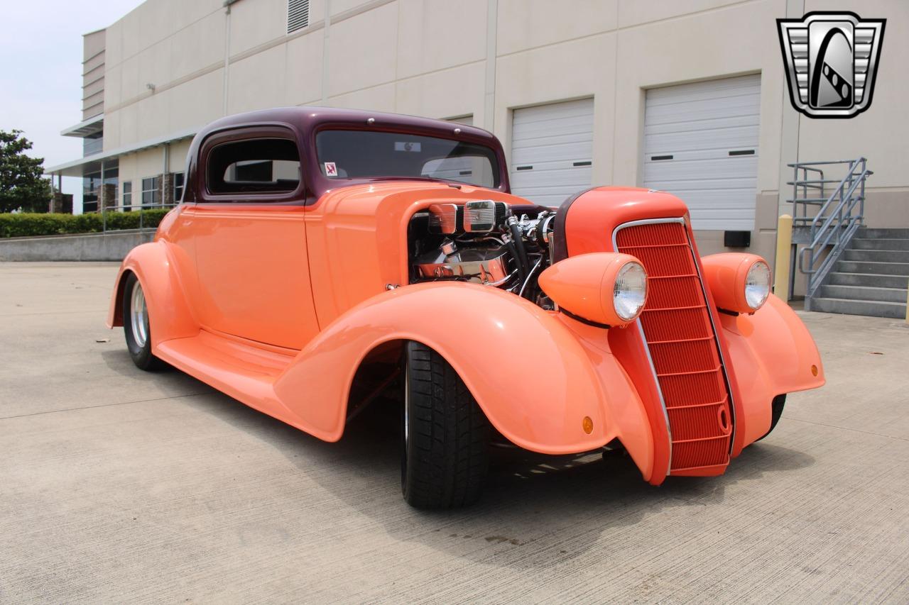 1934 Oldsmobile Coupe