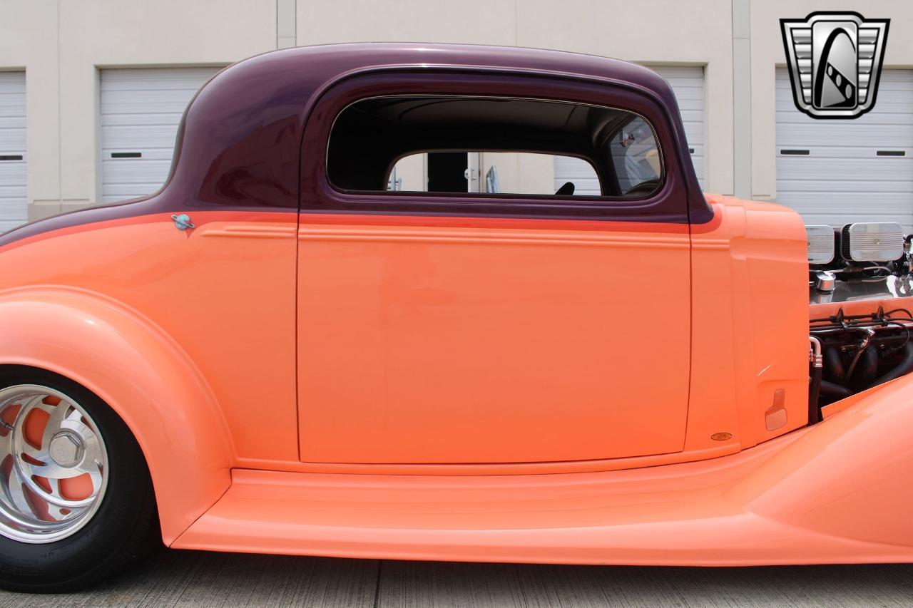 1934 Oldsmobile Coupe