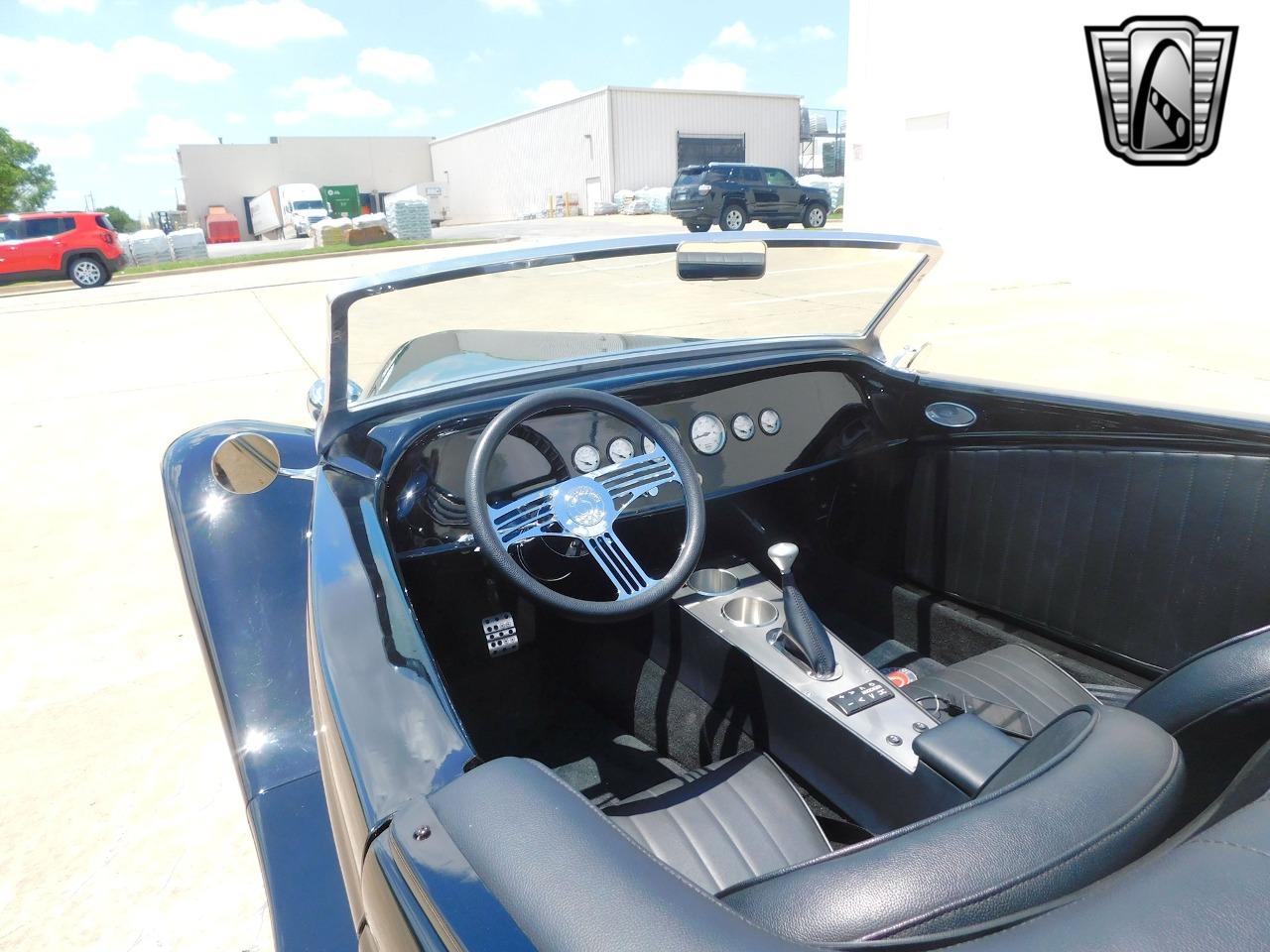 1933 Factory Five Roadster