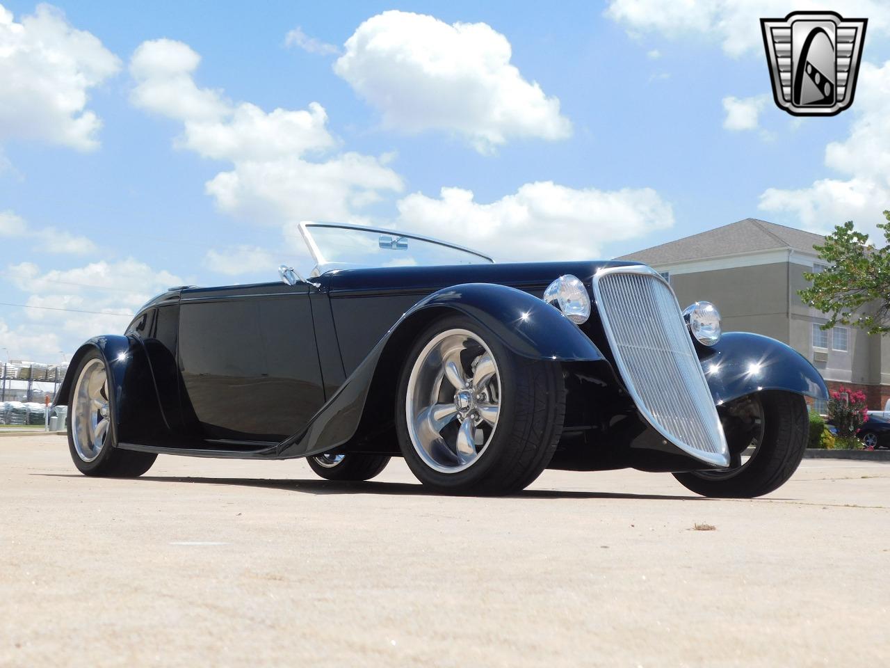 1933 Factory Five Roadster