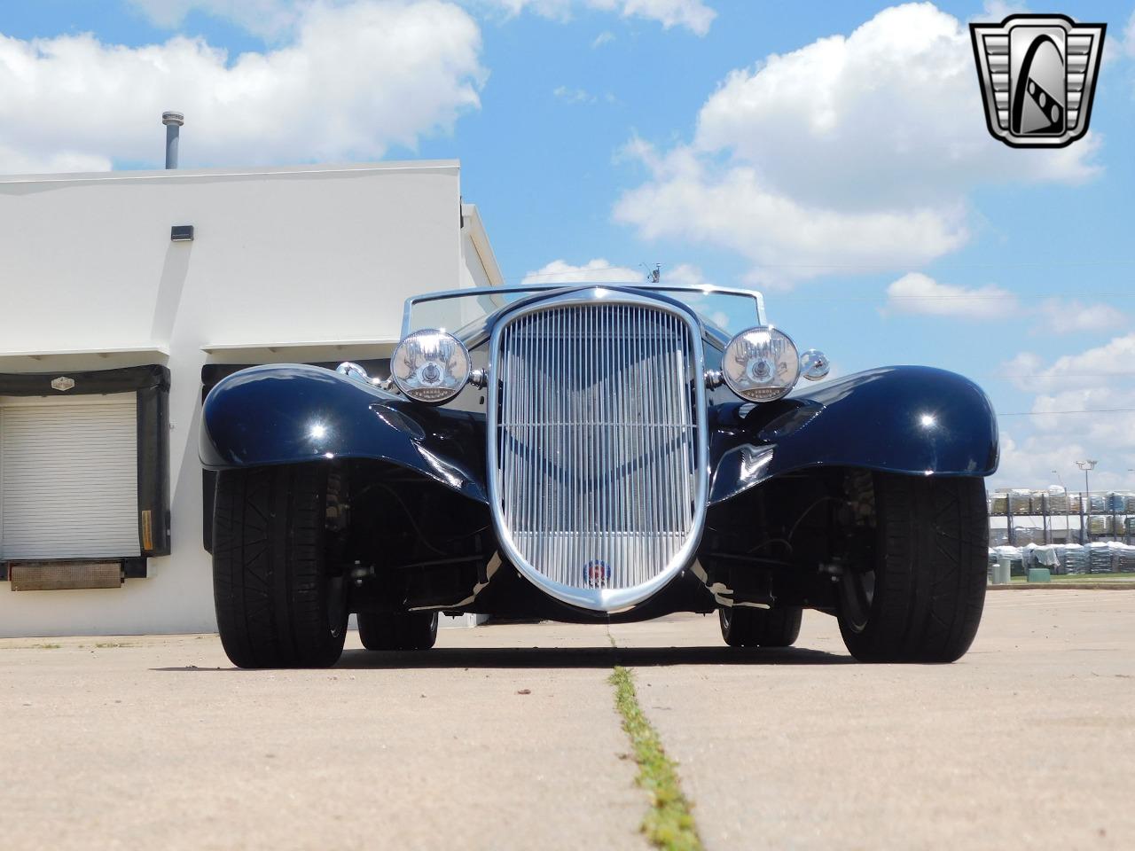 1933 Factory Five Roadster