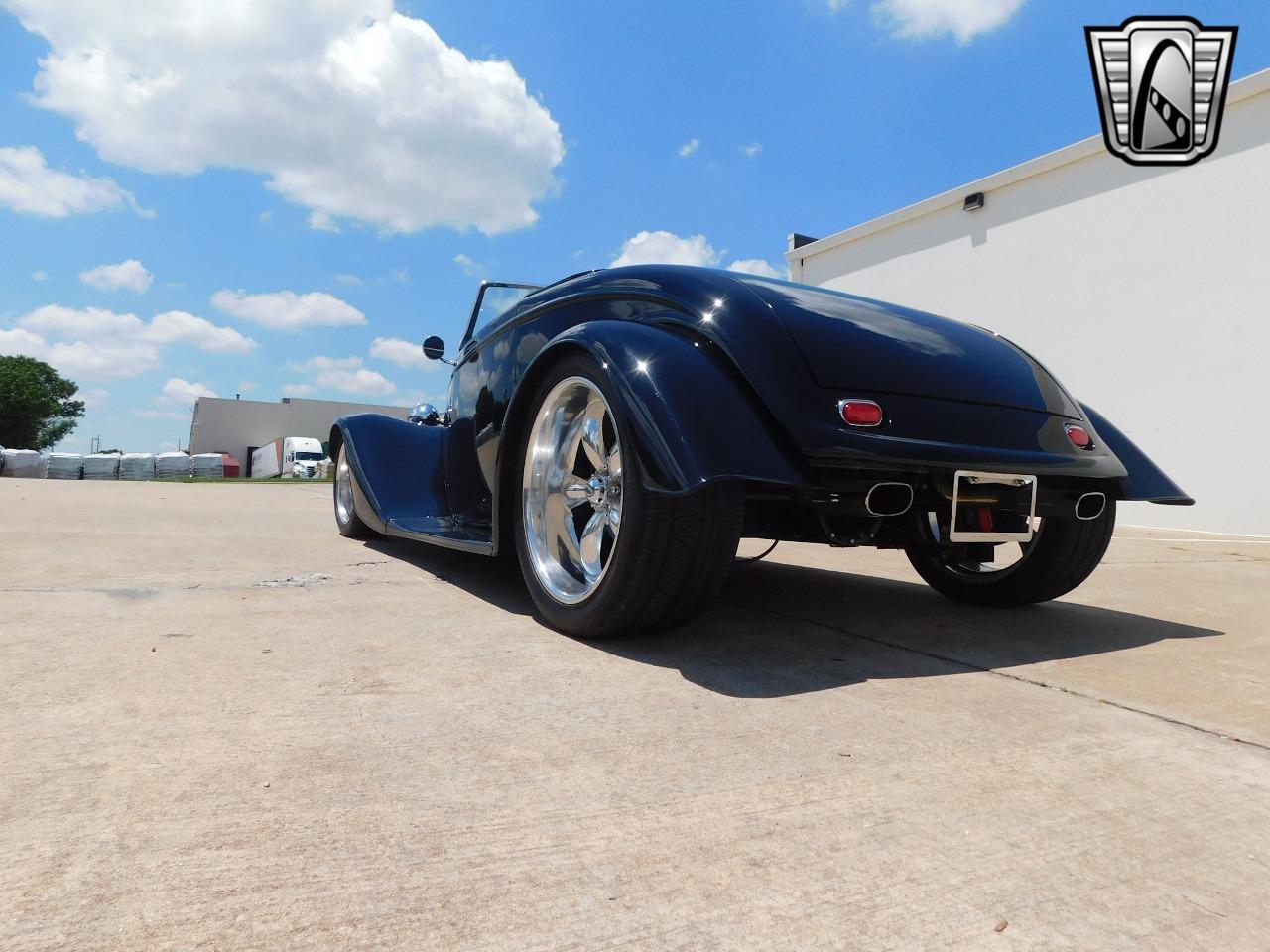 1933 Factory Five Roadster