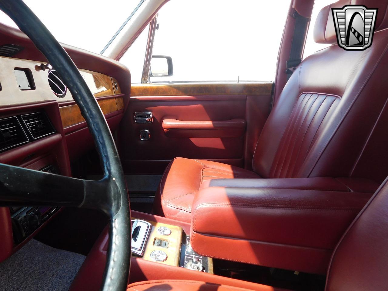 1986 Rolls - Royce Silver Spur