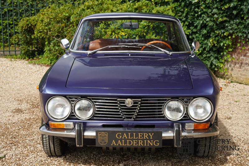 1974 Alfa Romeo GTV 2000 Bertone Coupe