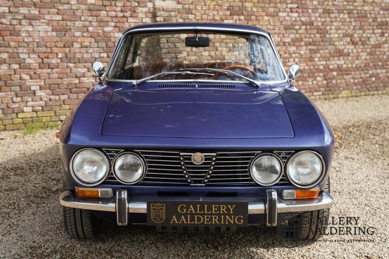 1974 Alfa Romeo GTV 2000 Bertone Coupe