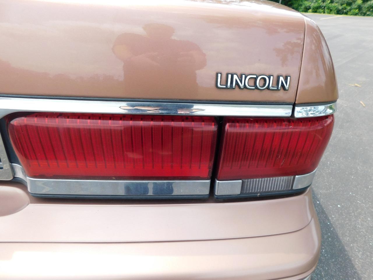 1992 Lincoln Continental