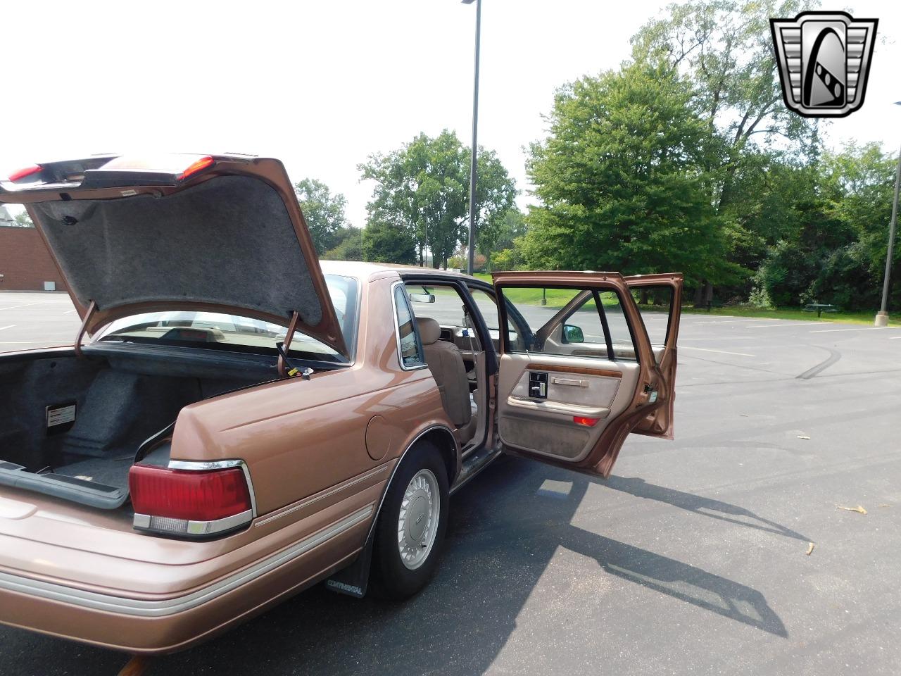 1992 Lincoln Continental