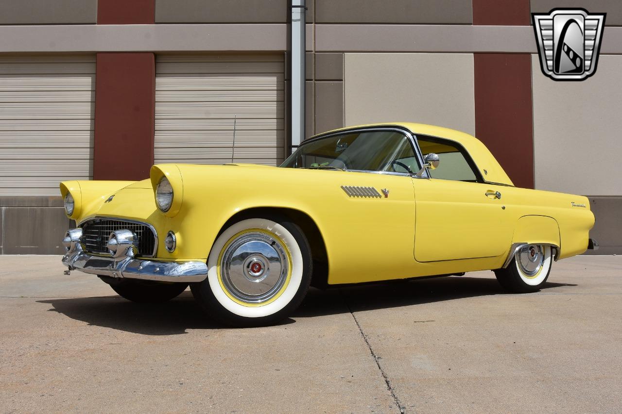 1955 Ford Thunderbird