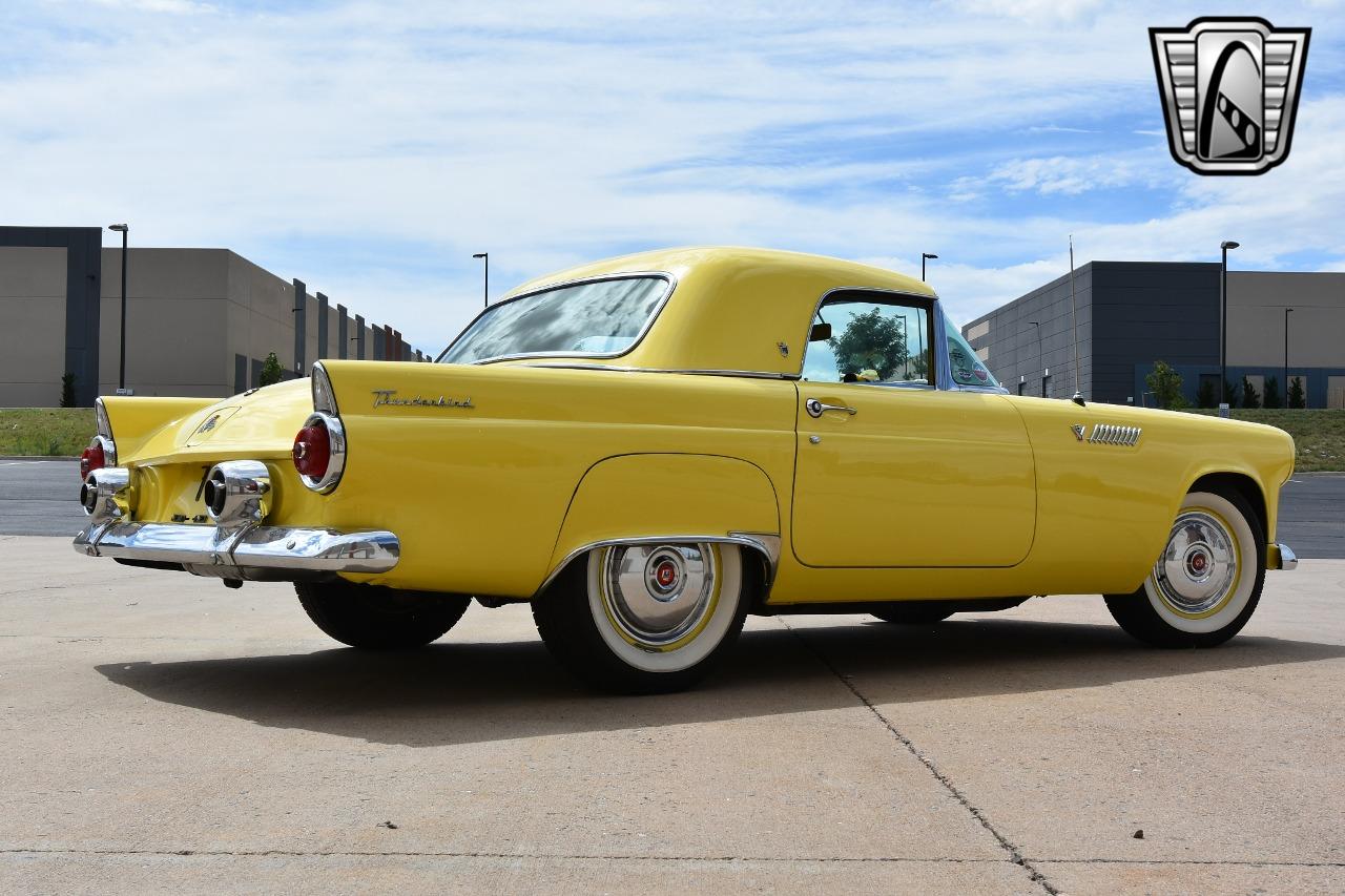 1955 Ford Thunderbird