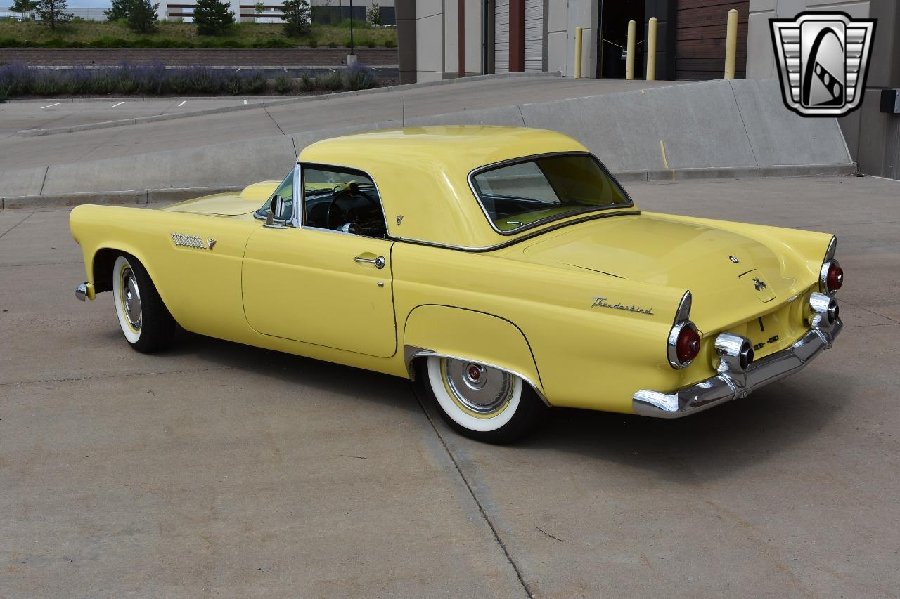 1955 Ford Thunderbird