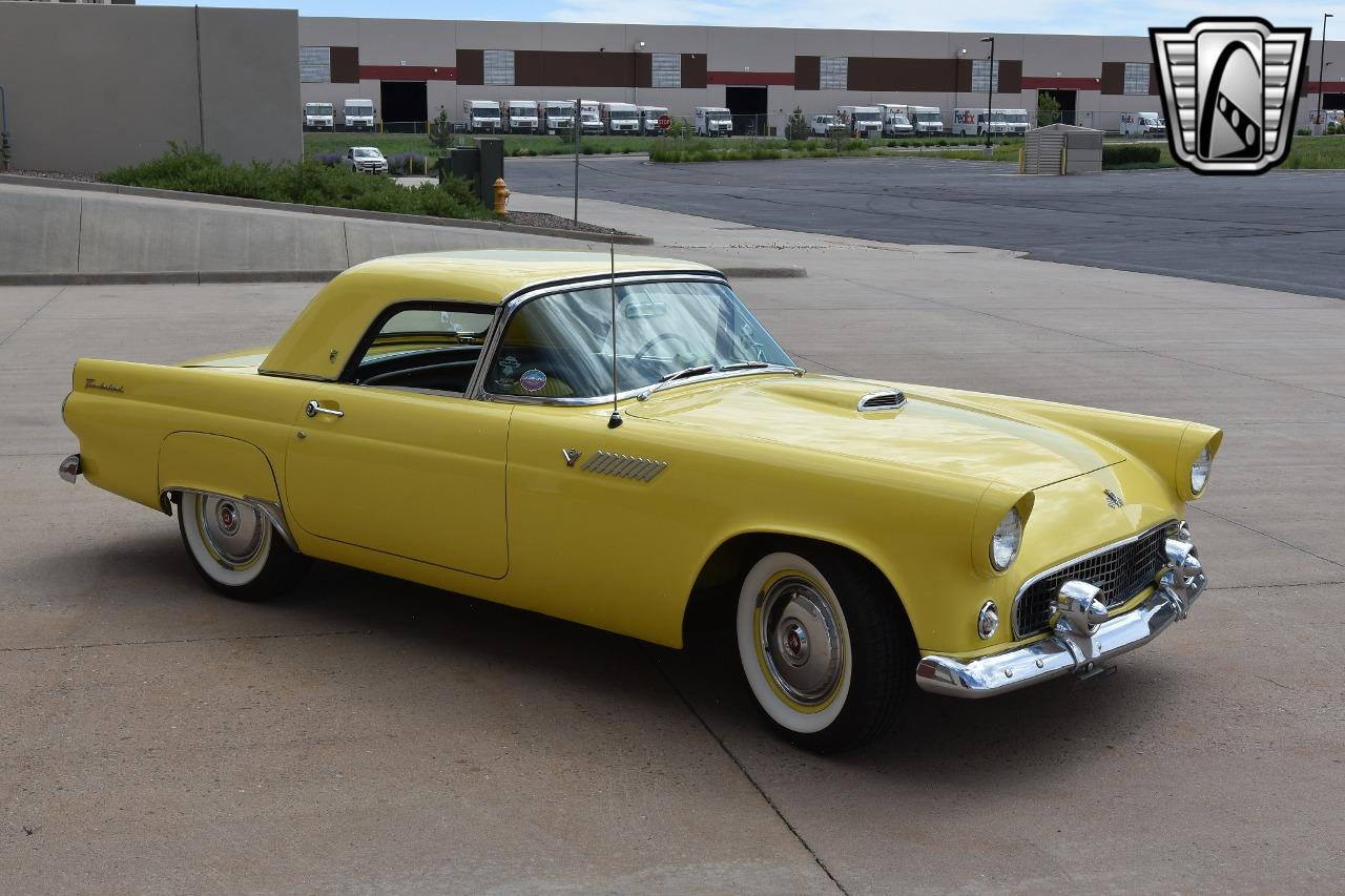 1955 Ford Thunderbird