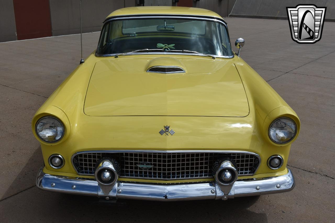 1955 Ford Thunderbird