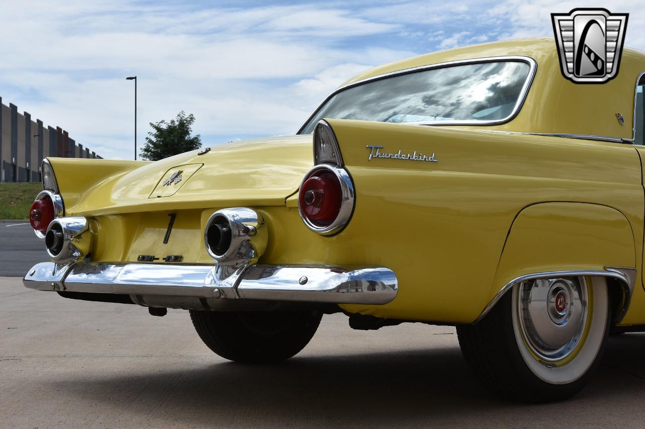 1955 Ford Thunderbird