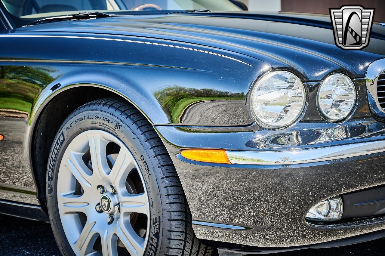 2005 Jaguar XJ8