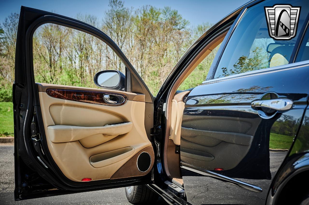 2005 Jaguar XJ8