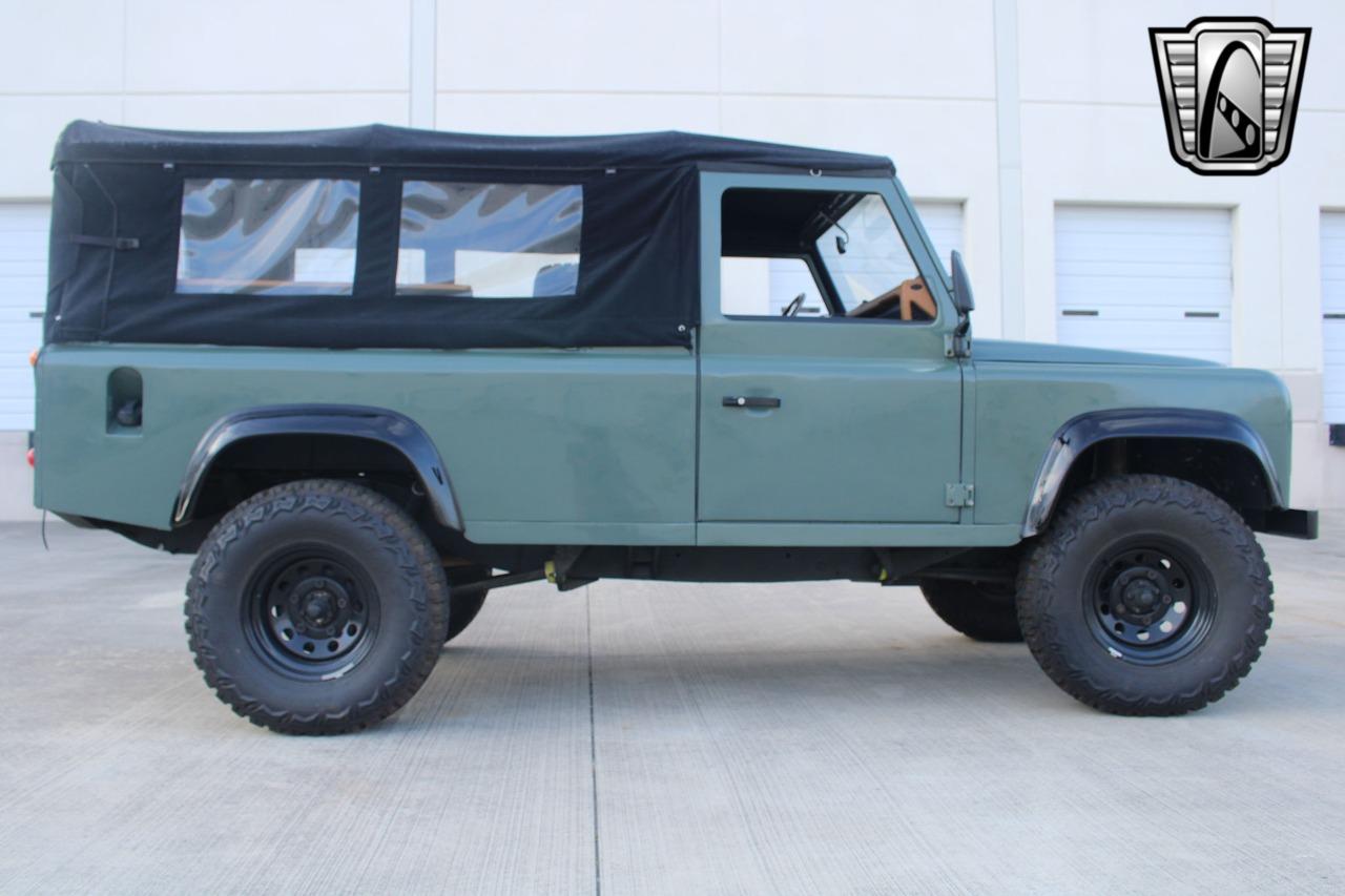 1991 Land Rover Defender