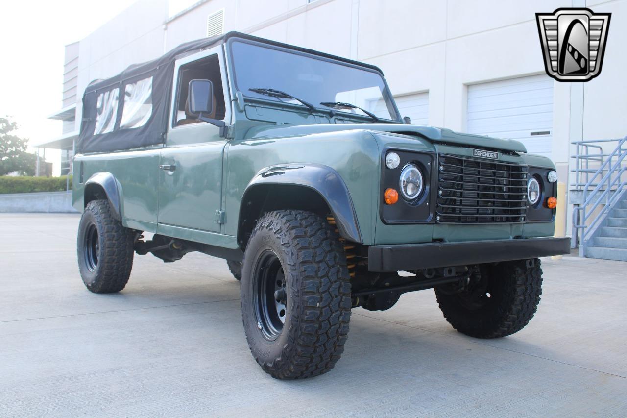 1991 Land Rover Defender