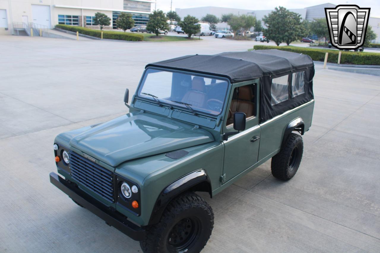 1991 Land Rover Defender