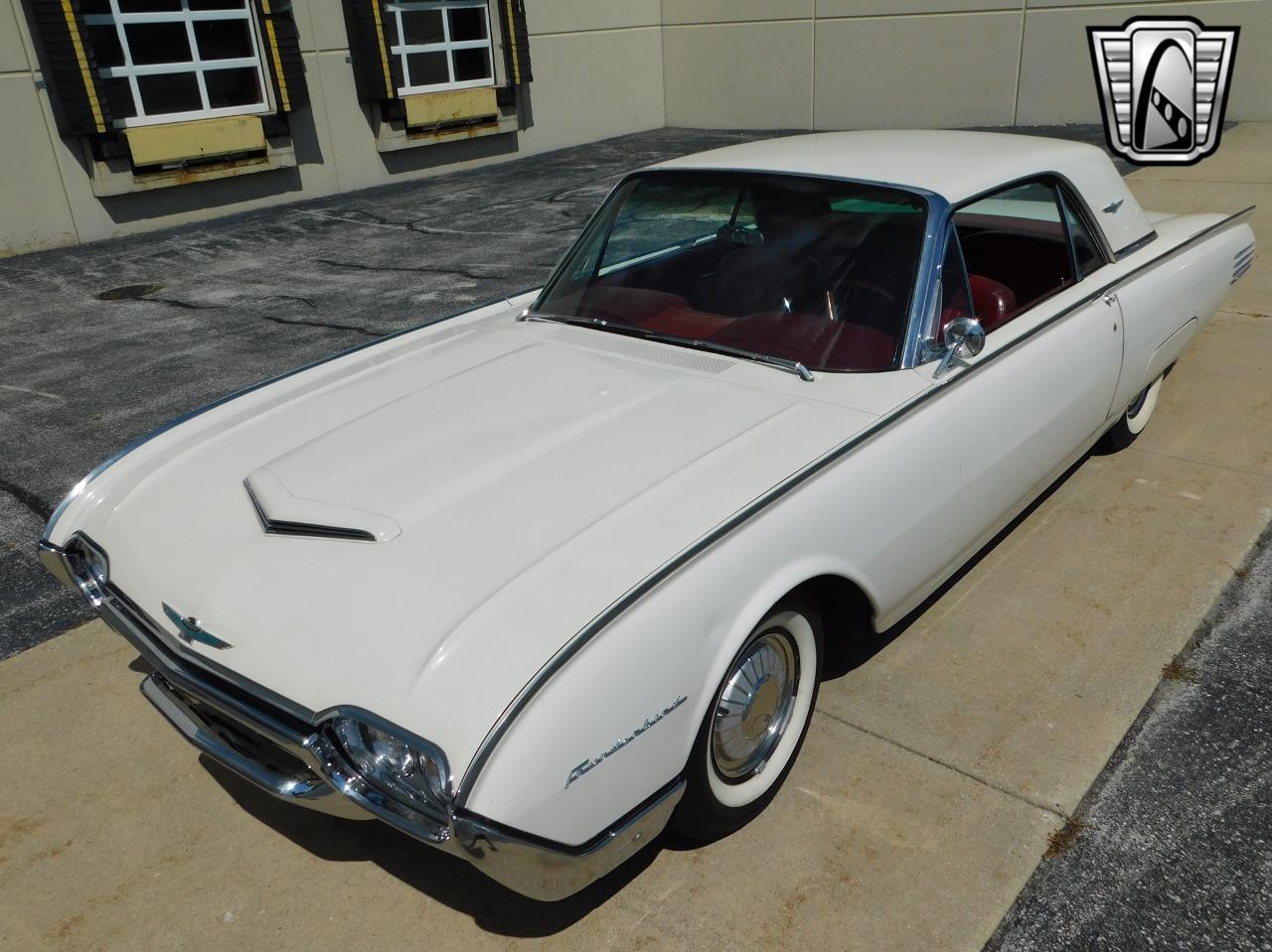 1961 Ford Thunderbird