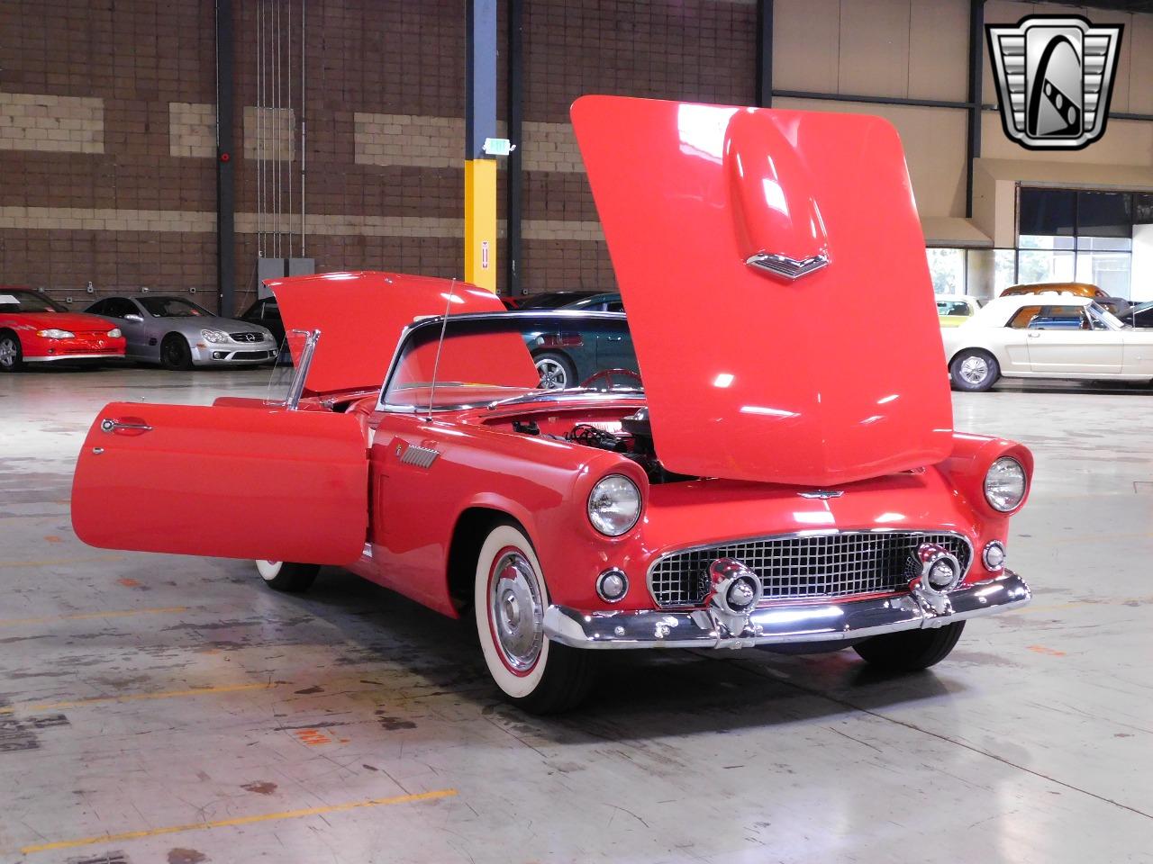 1956 Ford Thunderbird