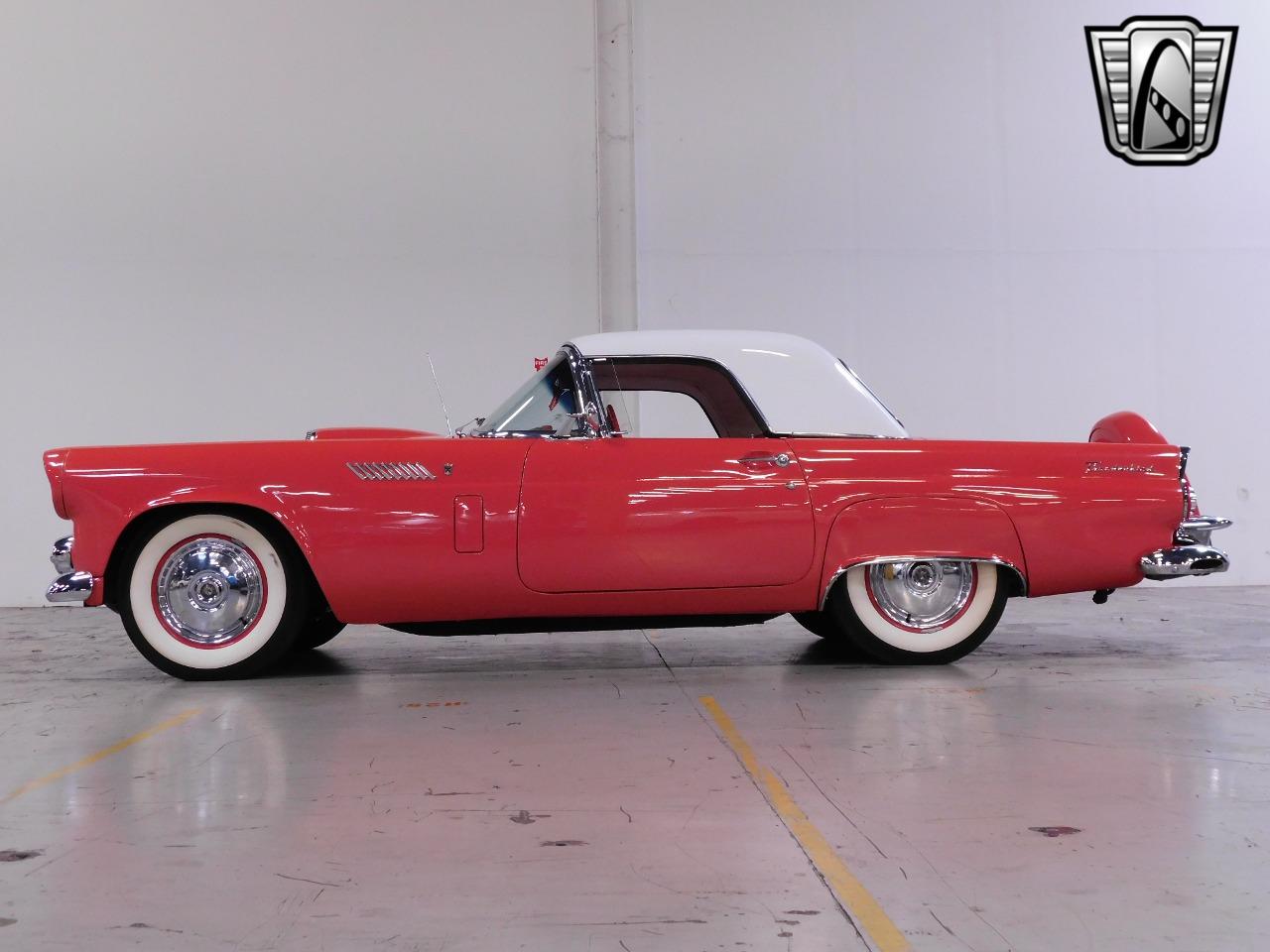 1956 Ford Thunderbird