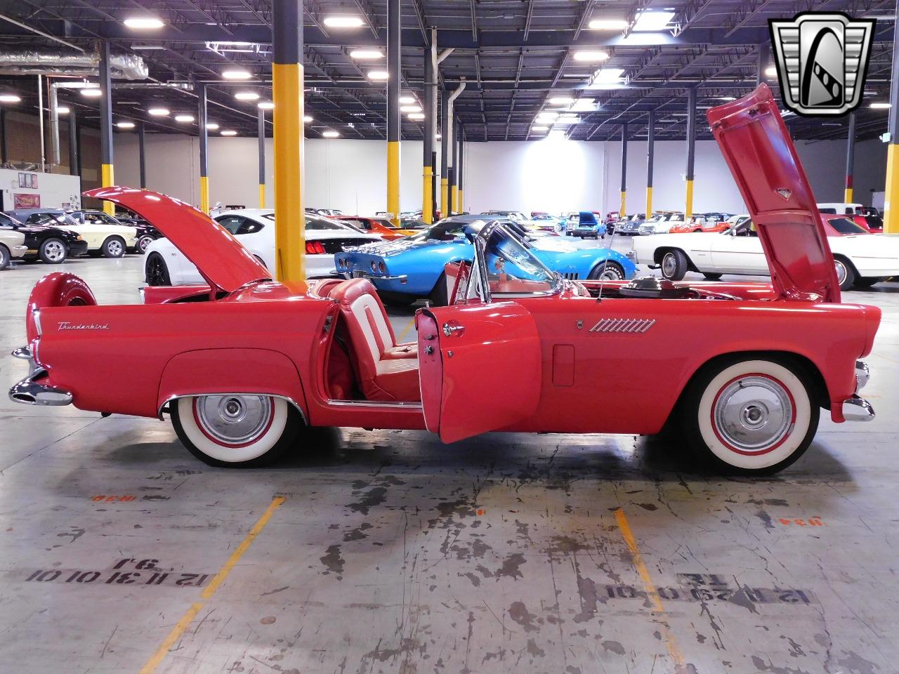 1956 Ford Thunderbird